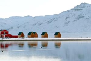 Mjóeyri during winter