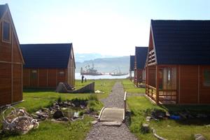 Four person cottages (39 m2) at Mjóeyri