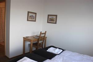 Double room with private bathroom