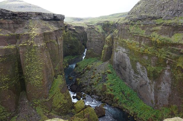 Fjaðrárgljúfur canyion in South Iceland Fjaðrárgljúfur canyion in South Iceland