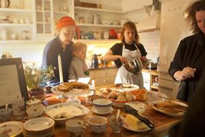 Delicious home cooked meals, you can observe while the hostess prepares the meals 