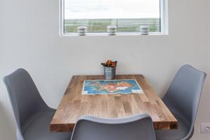 Breakfast room and seating area