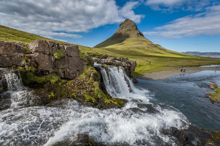 kirkjufellsfoss-sumarid-2013-80-edit.jpg kirkjufellsfoss-sumarid-2013-80-edit.jpg