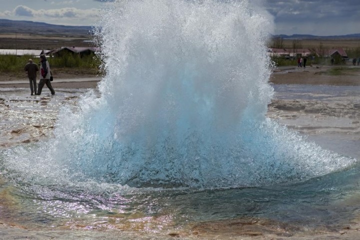 strokkur-vor-71.jpg strokkur-vor-71.jpg