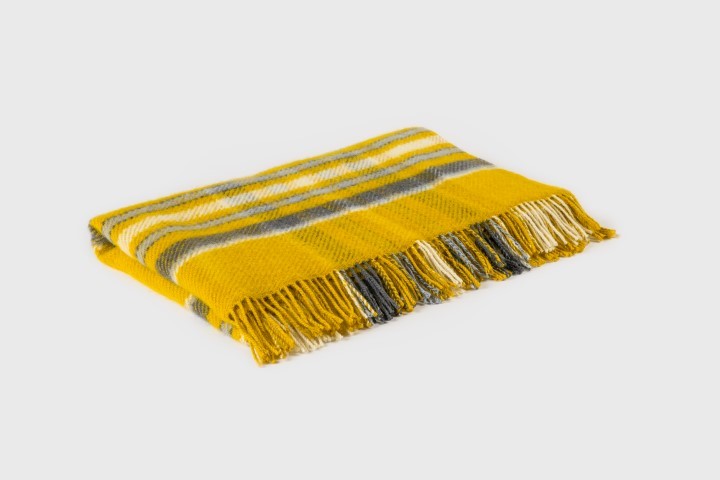 hlíð curryyellow.jpg hlíð curryyellow.jpg