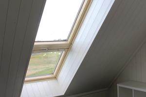 Large window at the loft with great views of the countryside