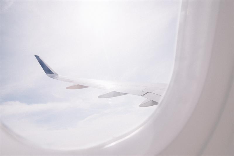 Use comparison websites to book your flight Use comparison websites to book your flight