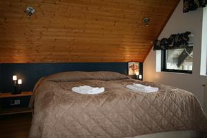 Double room with shared bathroom