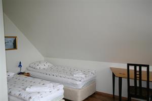 Triple room with shared bathroom