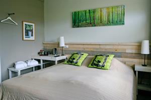 Double room with private bathroom