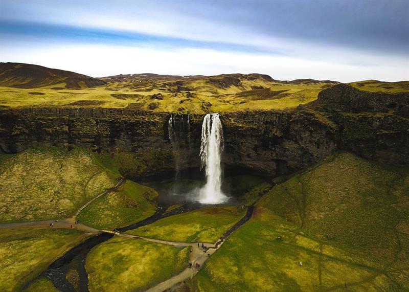 Seljalandsfoss Waterfall Seljalandsfoss Waterfall