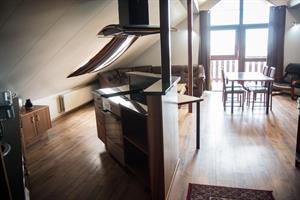 Apartment with private bathroom that can accommodate a family of 4-6