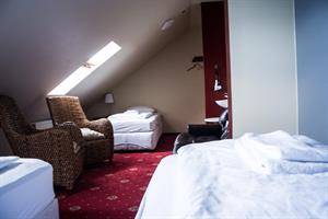 Family Room for 3 with handbasin and shared bathroom