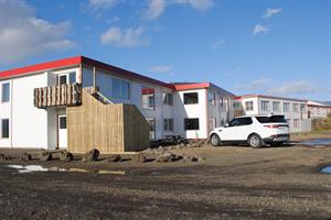 Hin hliðin