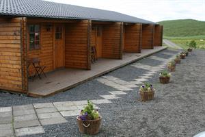 Double rooms with private bathroom in a separate building