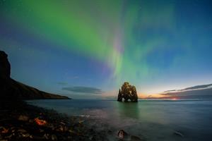 Hvítserkur under Northern Lights