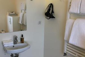 All rooms have private bathroom.