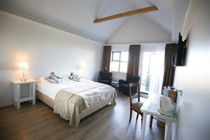 Spacious double room