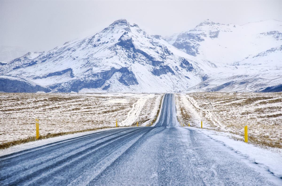 Winter driving in Iceland