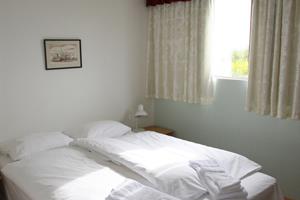 Double room with shared bathroom