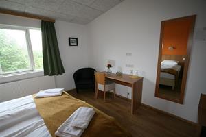 Double room with private bathroom
