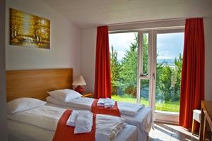 Double rooms with private bathroom and a separate entrance