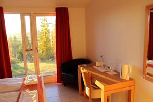 Double rooms with private bathroom and a separate entrance