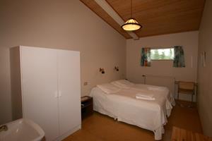 Double room with shared bathroom