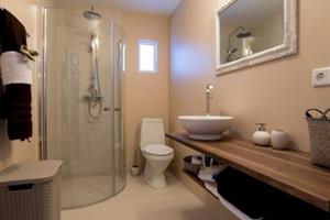 Bathroom in the 6 person cottage
