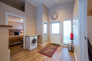 Entrance and hallway in the 6 person cottage