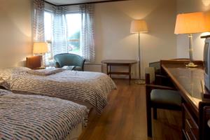 Double room with private bathroom